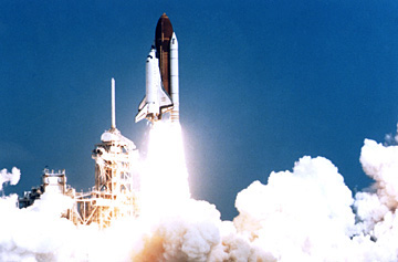 Picture of Space Shuttle During Launch