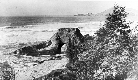 photo of seastack from 1910 