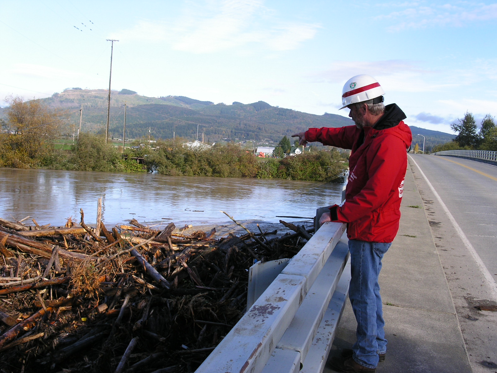 Skagit River flood crest reduced 8 feet