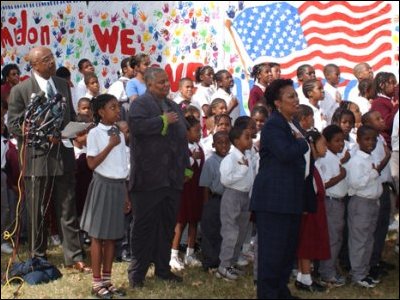 Education Secretary Rod Paige joins Amidon Elementary School students in the Pledge of Allegiance as part of Pledge Across America.