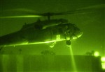 BLACK HAWK LANDING - Click for high resolution Photo