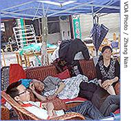 绵竹汉旺镇灾民的震后生活