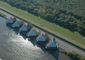 Segnette State Park Floodwall