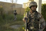 IRAQI SOLDIER  - Click for high resolution Photo