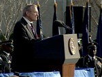 RUMSFELD SPEAKS - Click for high resolution Photo