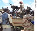 Islamist fighters in Mogadishu (October 2006 file photo)