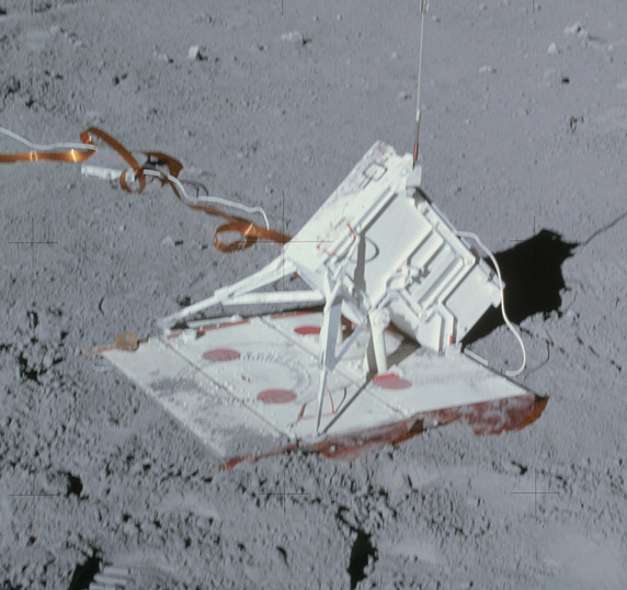 Apollo 16 mortar package