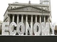 La economía se derrite, según una escultura de hielo que se hizo famosa en octubre (Foto AP).