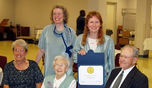 Dorothy Bryant receives Ten-Squared certificate.