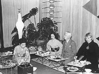 A 1951 Japanese Tea ceremony at the Eames House