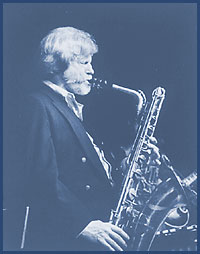 Portrait of Gerry Mulligan playing the saxaphone