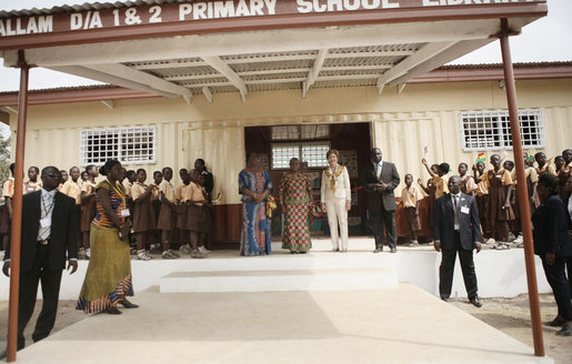 Mrs. Laura Bush and Ghana first lady Mrs. Theresa Kufuor are greeted by students and school officials on their arrival to Mallam D/A Primary School, Wednesday, Feb. 20, 2008 in Accra, Ghana. White House photo by Shealah Craighead