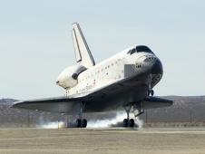 The Space Shuttle Endeavour touches down at Edwards AFB on Nov. 30, 2008 to conclude International Space Station assembly and supply mission STS-126.