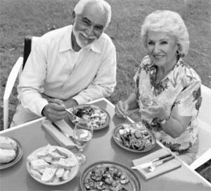 Photo of couple eating