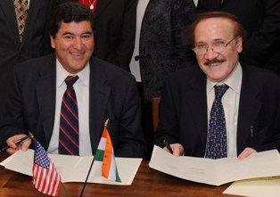 NIH Director Dr. Elias Zerhouni and Dr. Raj Bhan, Secretary of the Department of Biotechnology, India at signing ceremony to commemorate DBT/NIH collaboration in areas of mental health, neurology and addictive disorders.