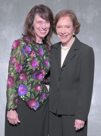 NINR director Dr. Patricia Grady (l) joins former First Lady Rosalynn Carter at the FNINR NightinGala.