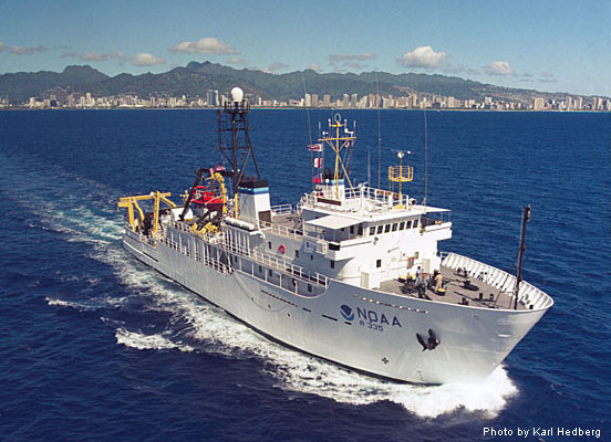 Photo of NOAA Ship OSCAR ELTON SETTE