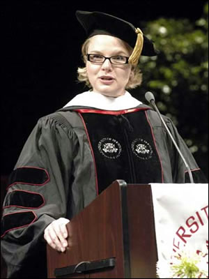 Secretary Spellings delivers remarks to the Honorary Degree Convocation at the University of Houston in Houston, Texas.
