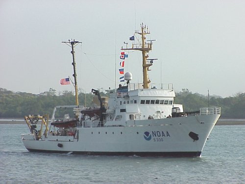 Photograph of NOAA Ship MCARTHUR