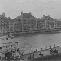 New York, N.Y., immigrants' landing, Ellis Island, between 1910 and 1920.