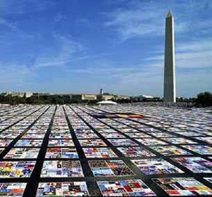 The AIDS Memorial Quilt displayed on the National Mall in Washington, D.C., in October of 1987.