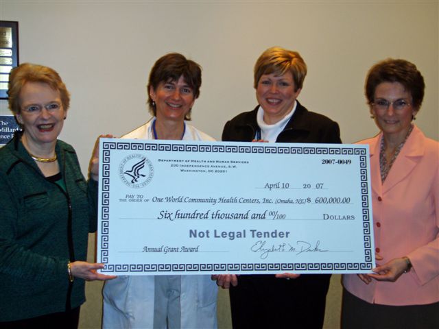 Pictured are HRSA Administrator Elizabeth M. Duke with One World Community Health Center Personnel: Dr. Kristine McVea, Medical Director; Lori Bechtold, Development Director; and Andrea Skolkin, CEO.