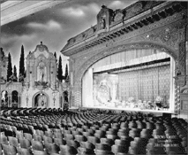 Image of the auditoriam of Loew's Theater