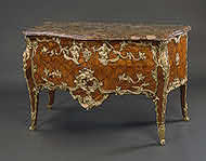 image of Chest of Drawers (commode)