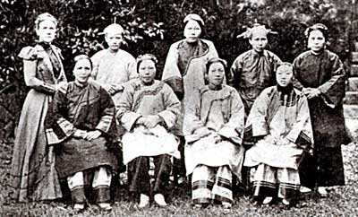 Emily Hartwell and "Bible women" in the Foochow, China, mission, 1902.