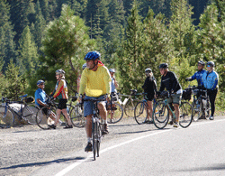 [Photo] Cyclists during Cycle Oregon 2006 