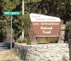 Photo: Idyllwild Ranger Sign at Pinecrest and Highway 243