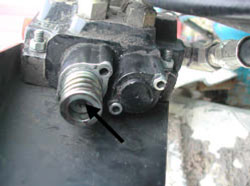 Figure 7. Setcrew controlling hydraulic valve