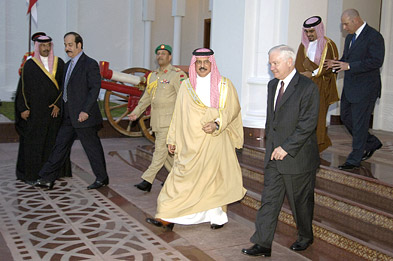 Defense Secretary Robert M. Gates walks with Crown Prince His Majesty Hamad bin Al-Khalifa in Bahrain