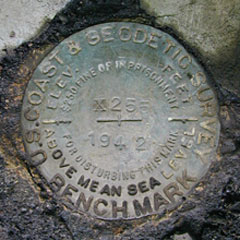 Survey mark used for precise positioning