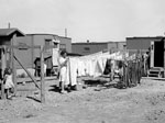 Keeping up with laundry chores in Los Alamos, 1953 (Los Alamos Archive)