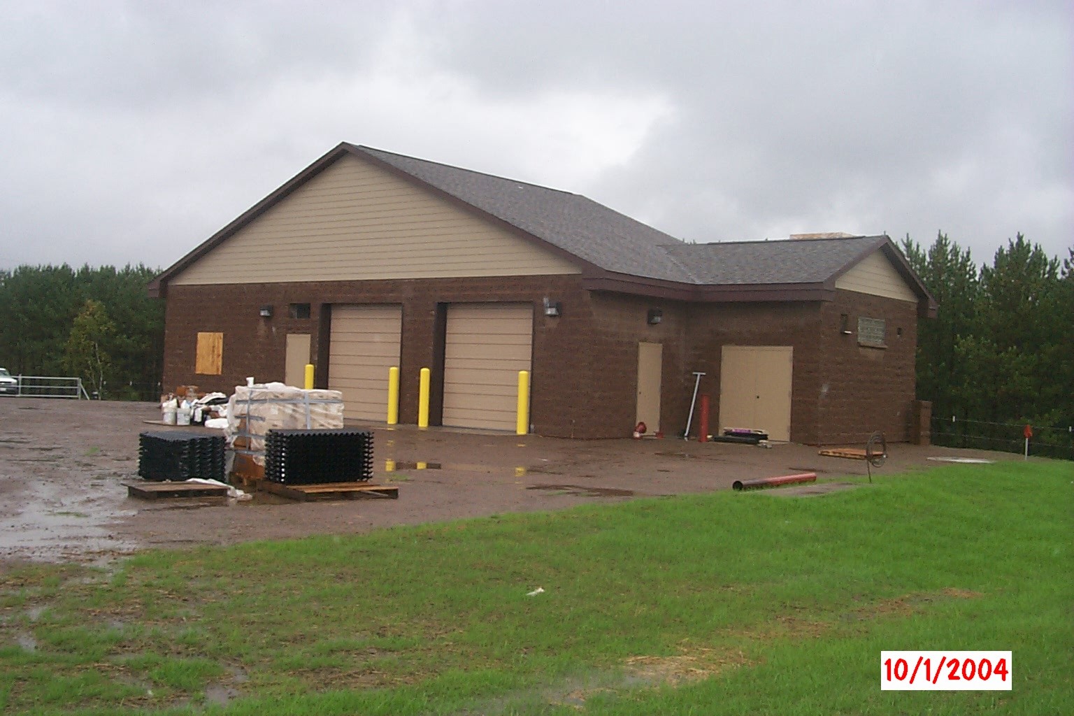 Photo of a wastewater building.