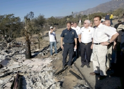 Governor tours disaster scene