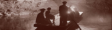 Historic photo of visitors to Mammoth Cave