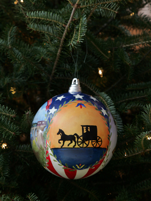 Pennsylvania Senator Bob Casey selected artist Maggie Sallusti to decorate the State's ornament for the 2008 White House Christmas Tree.