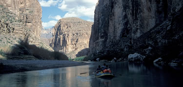 A river trip through Boquillas Canyon