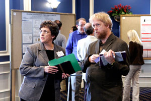 2007 President-Elect McGee, left, and Ross viewed posters at the December 2007 GEMS Fall Meeting. As the current president-elect, Ross is responsible for planning the 2008 spring and fall meetings.