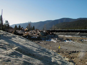 Screening plant before cleanup