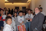 Congressman Abercrombie speaks with students from the Hongwanji Mission School during their visit to the Capitol on March 21, 2007.