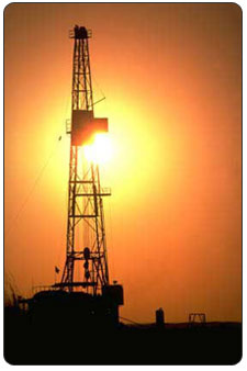 Oil rig. [MMS Photo]