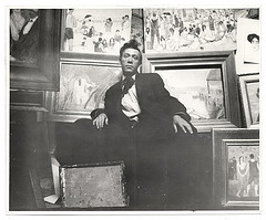 Abraham Walkowitz in his studio with paintings di Smithsonian Institution