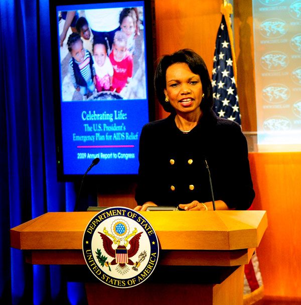 Date: 01/12/2009 Description: Secretary Rice delivers opening remarks for the release of The President's Emergency Plan for AIDS Relief (PEPFAR) Fifth Annual Report to Congress, in the U.S. Department of State Press Briefing Room.  State Dept Photo