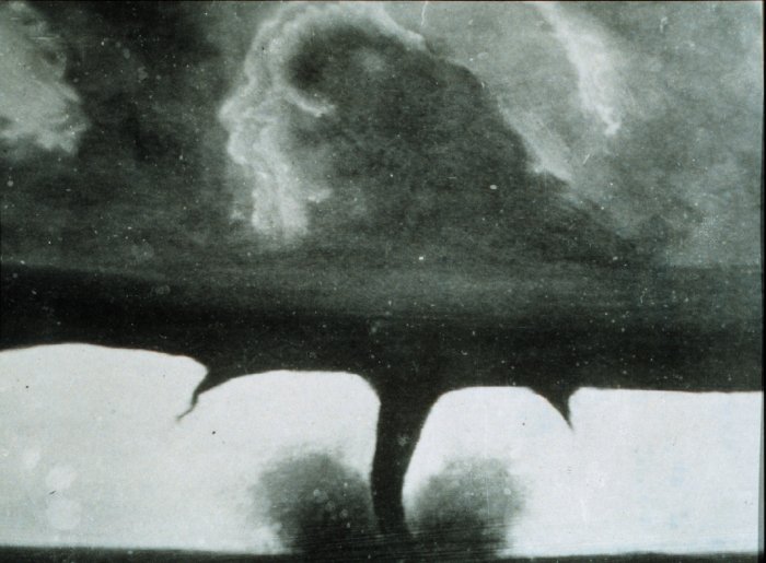 Oldest known tornado photo