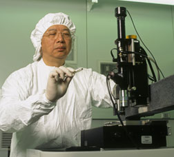 The AML includes sophisticated low-vibration, “clean rooms.” This one is used for making extremely small friction measurements needed for the design of more durable nano-sized gears and other devices that will become the nanomachinery of the future.