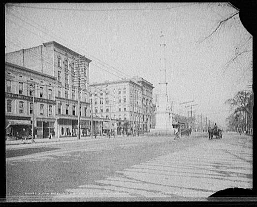 A view of the buildings and Confederate Monument on Broad St. in Augusta, Georgia, c1903.  