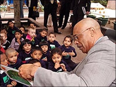 Secretary Paige reads to students at Argyle Primary School.